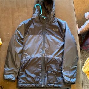 Boys 10/12 North Face Reversible Coat